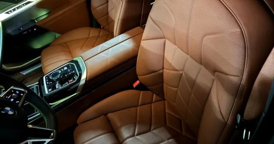 Bmw 7-Series 