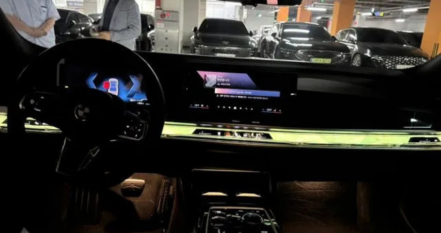 Bmw 7-Series 
