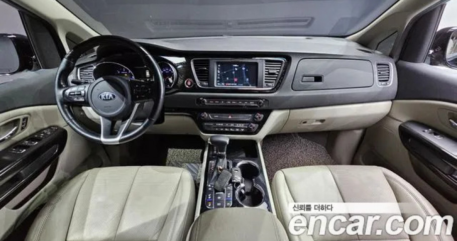 Kia Carnival 