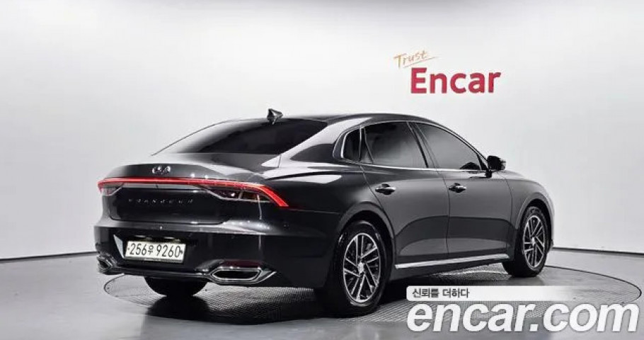 Hyundai Grandeur 
