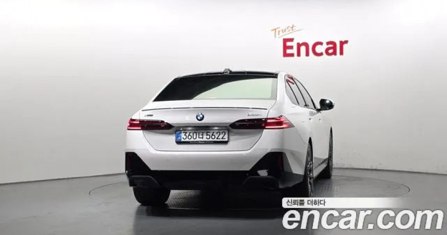 Bmw 5-Series 