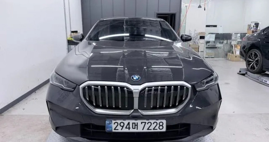 Bmw 5-Series 