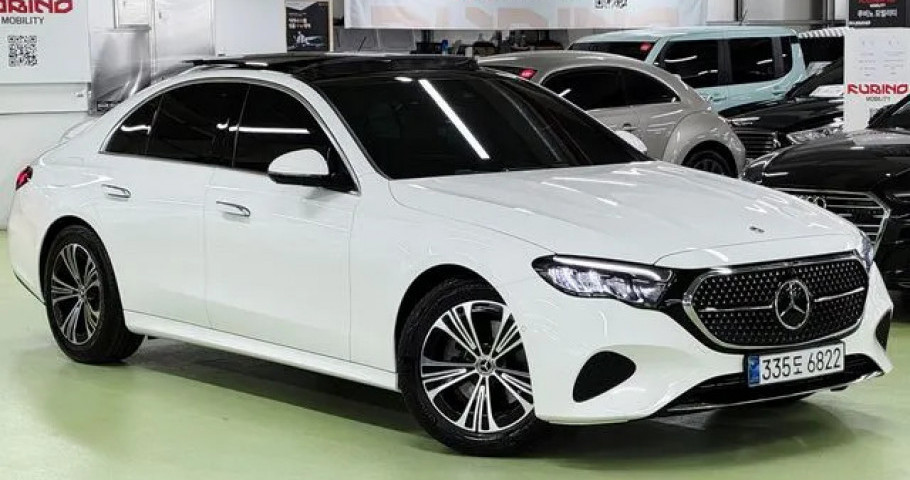 Mercedes-Benz E-Class 