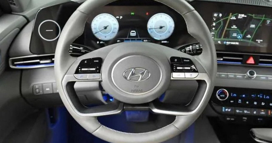 Hyundai Avante (Elantra) 