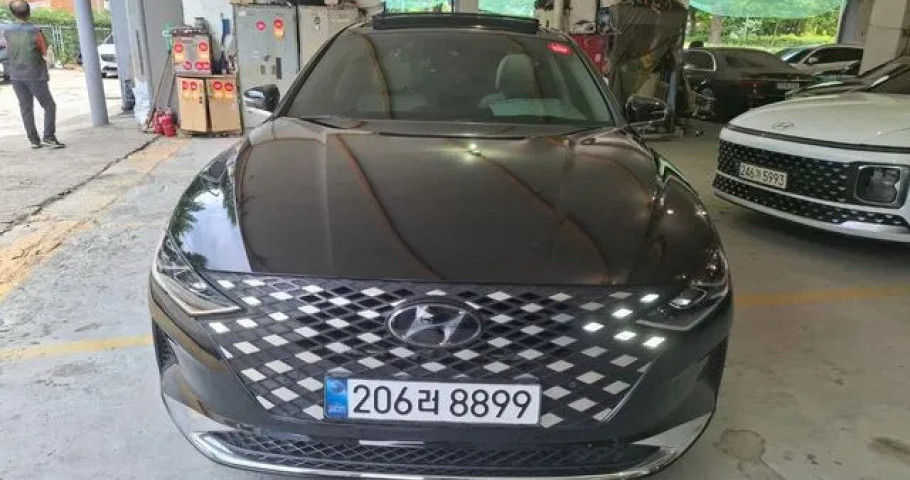 Hyundai Grandeur 