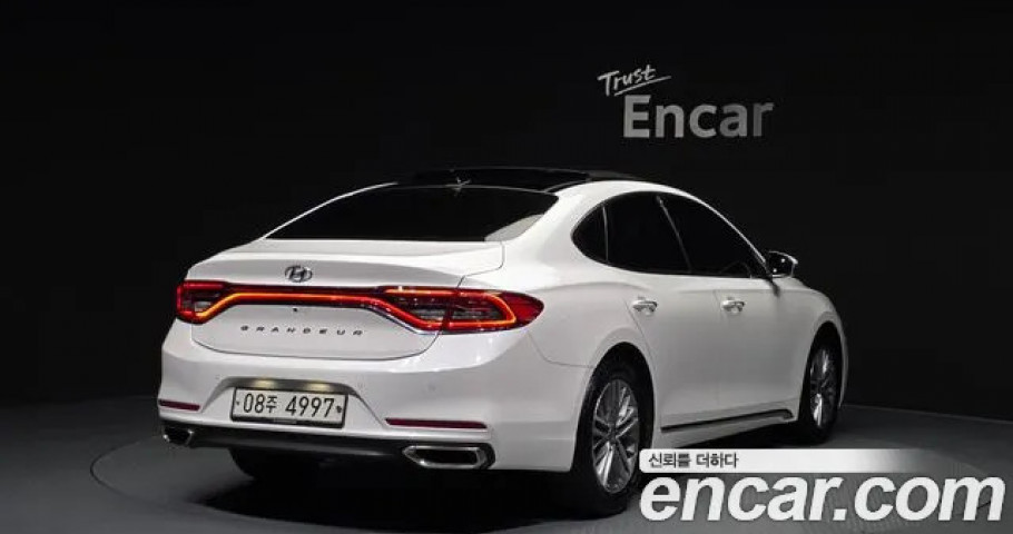 Hyundai Grandeur 