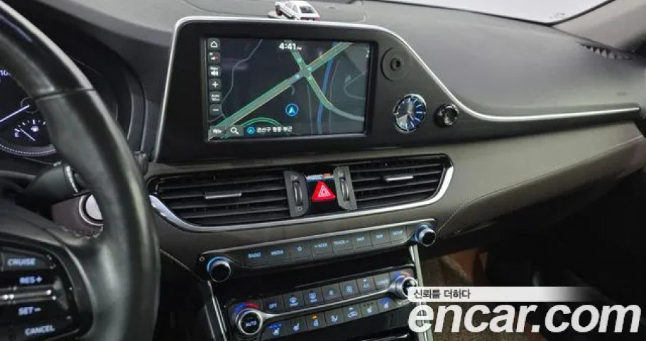 Hyundai Grandeur 