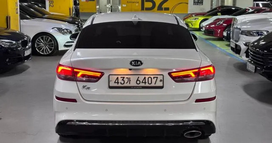 Kia K5 