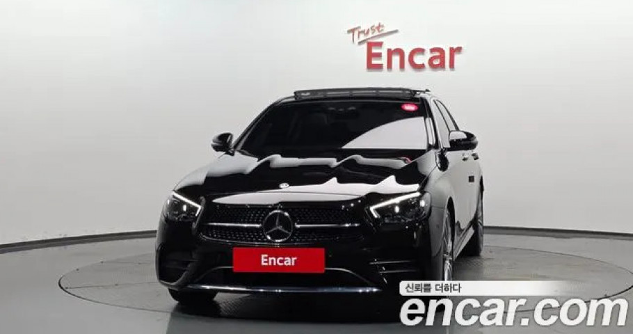 Mercedes-Benz E-Class 