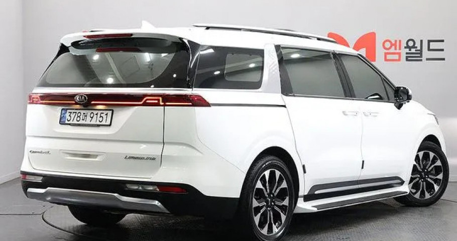 Kia Carnival 