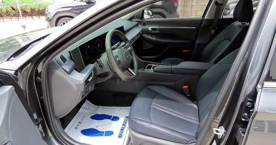 Hyundai Sonata 