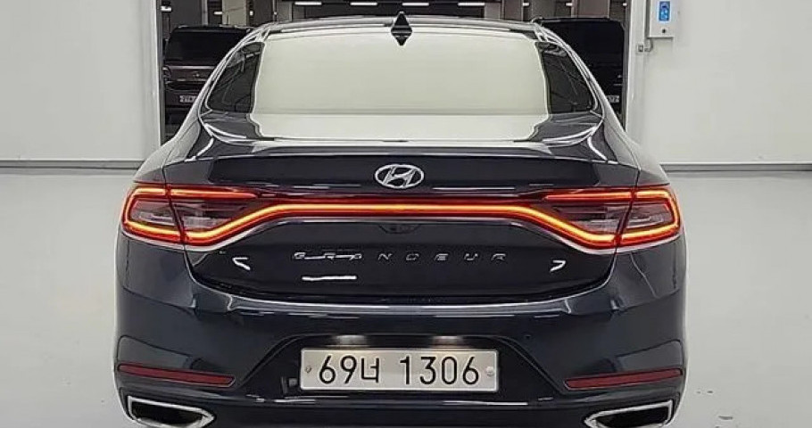 Hyundai Grandeur 