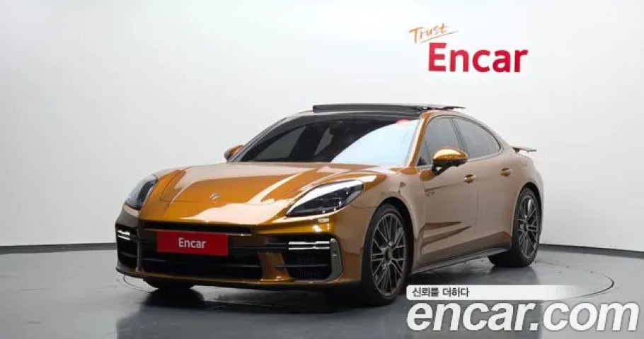 Porsche Panamera 