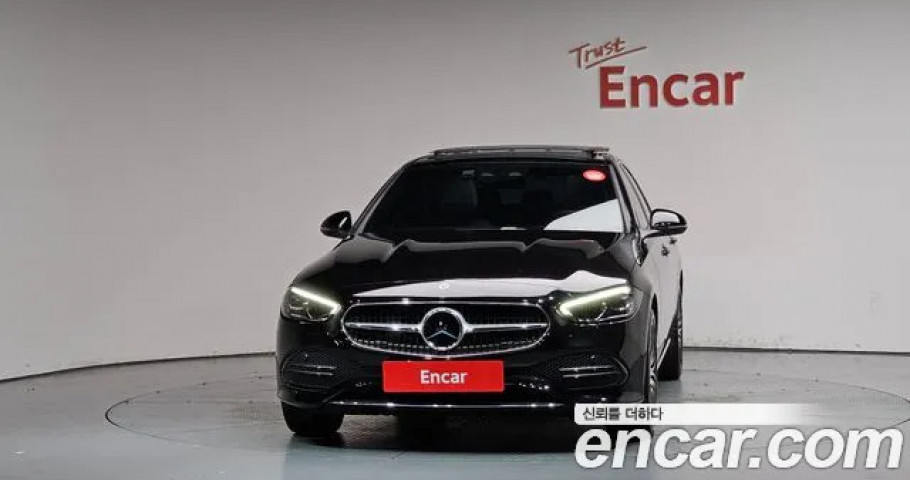 Mercedes-Benz C-Class 