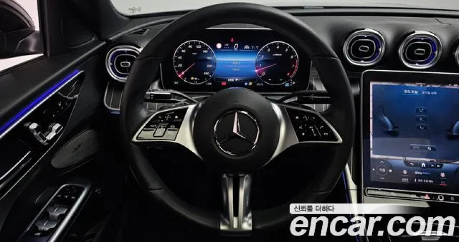 Mercedes-Benz C-Class 