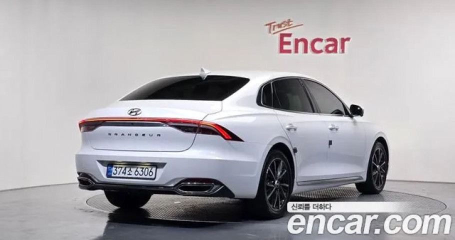 Hyundai Grandeur 