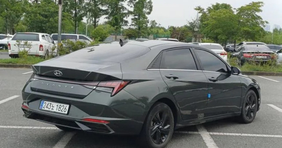 Hyundai Avante (Elantra) 