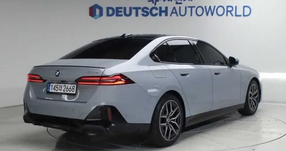 Bmw 5-Series 