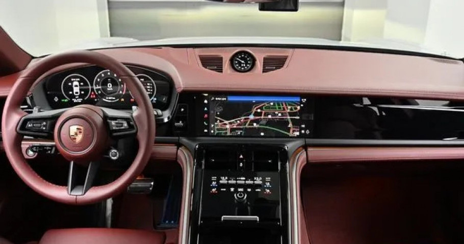 Porsche Panamera 