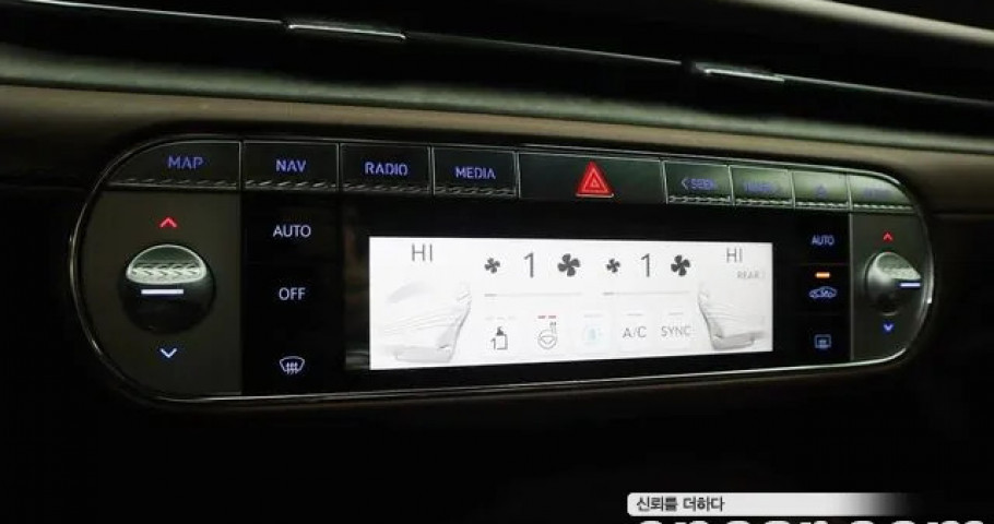Genesis G90 