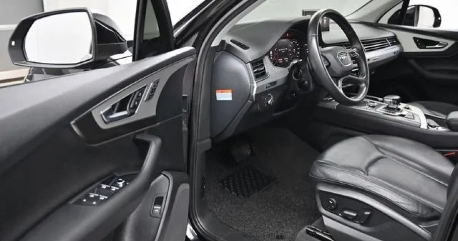 Audi Q7 