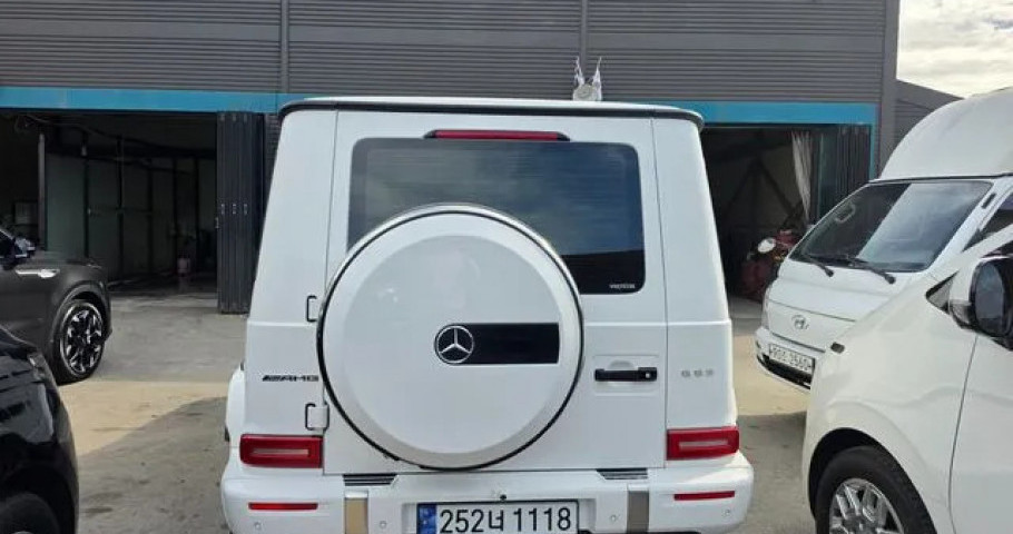 Mercedes-Benz G-Class 