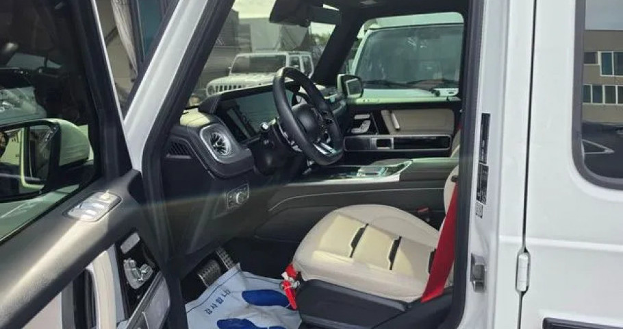 Mercedes-Benz G-Class 