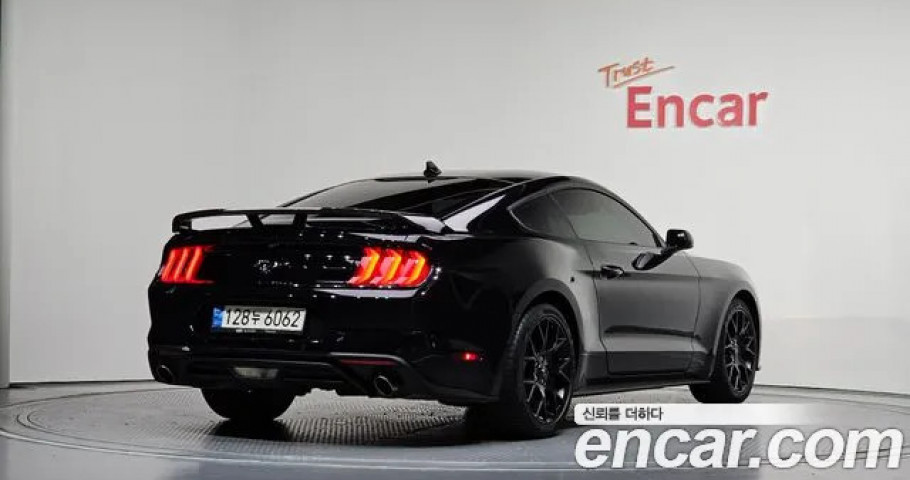 Ford Mustang 