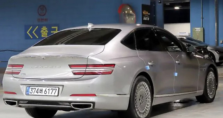 Genesis G80 