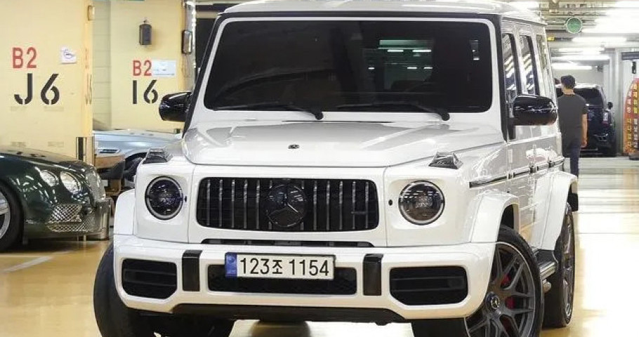 Mercedes-Benz G-Class 
