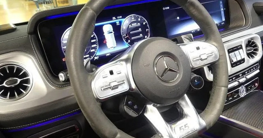 Mercedes-Benz G-Class 