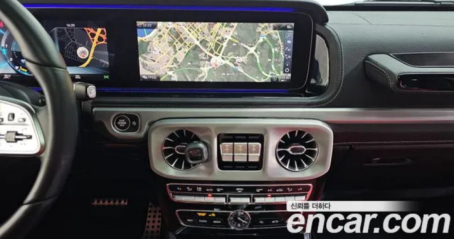 Mercedes-Benz G-Class 