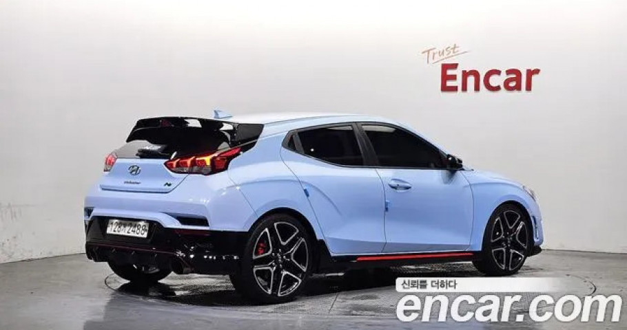 Hyundai Veloster 