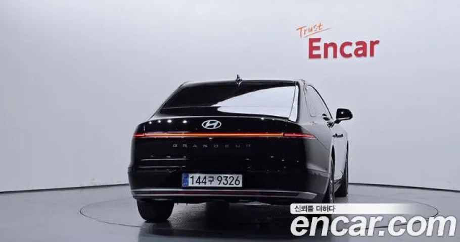 Hyundai Grandeur 