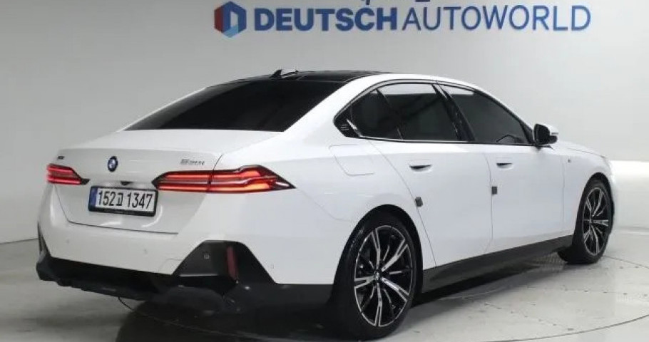 Bmw 5-Series 