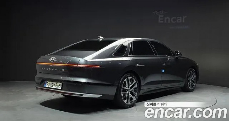 Hyundai Grandeur 