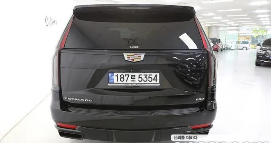 Cadillac Escalade 
