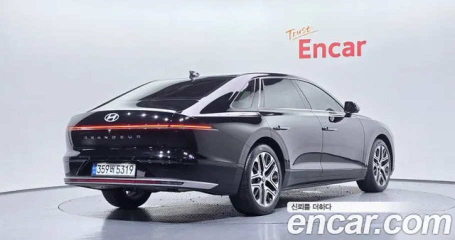 Hyundai Grandeur 