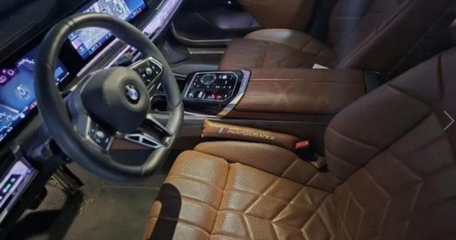 Bmw 7-Series 