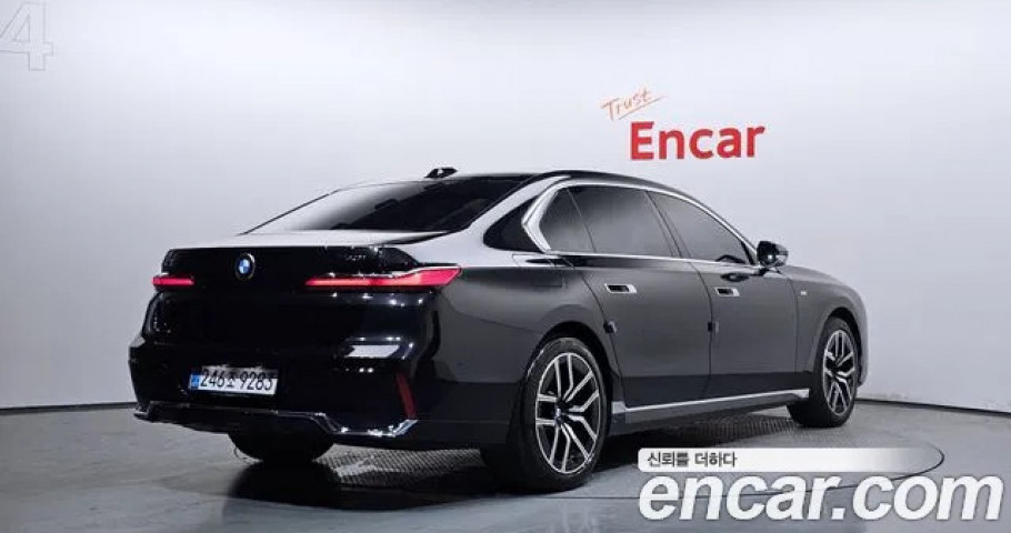 Bmw 7-Series 