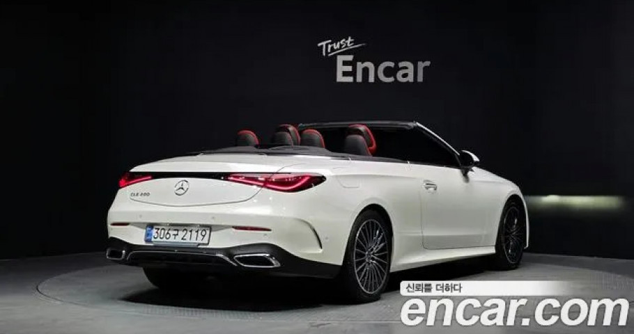 Mercedes-Benz Cle-Class 