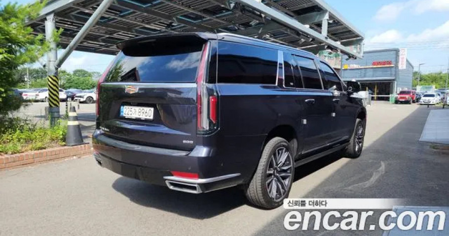 Cadillac Escalade 