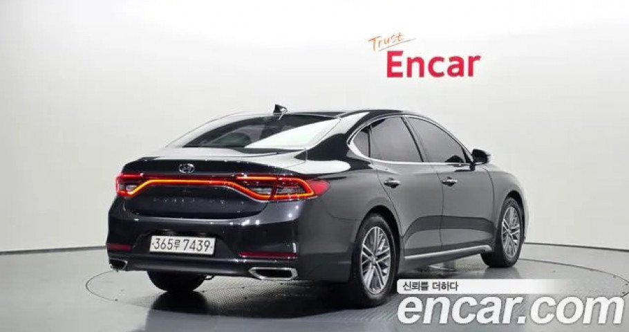 Hyundai Grandeur 