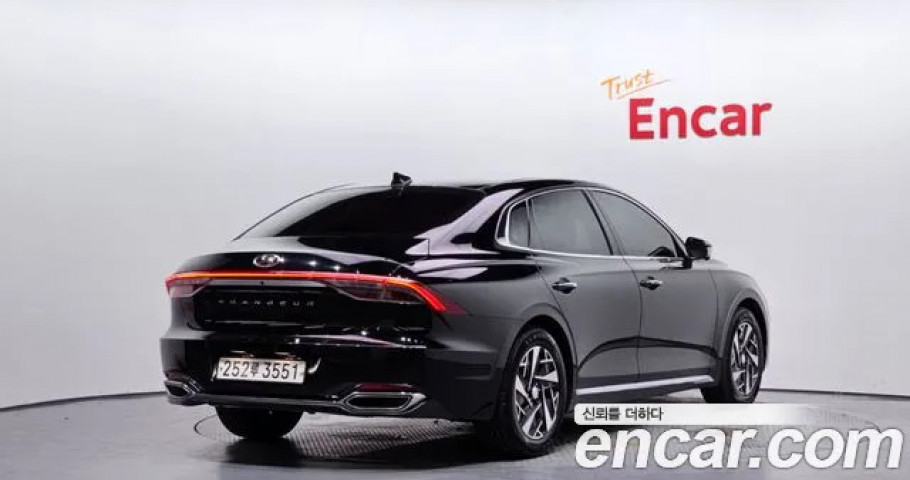 Hyundai Grandeur 