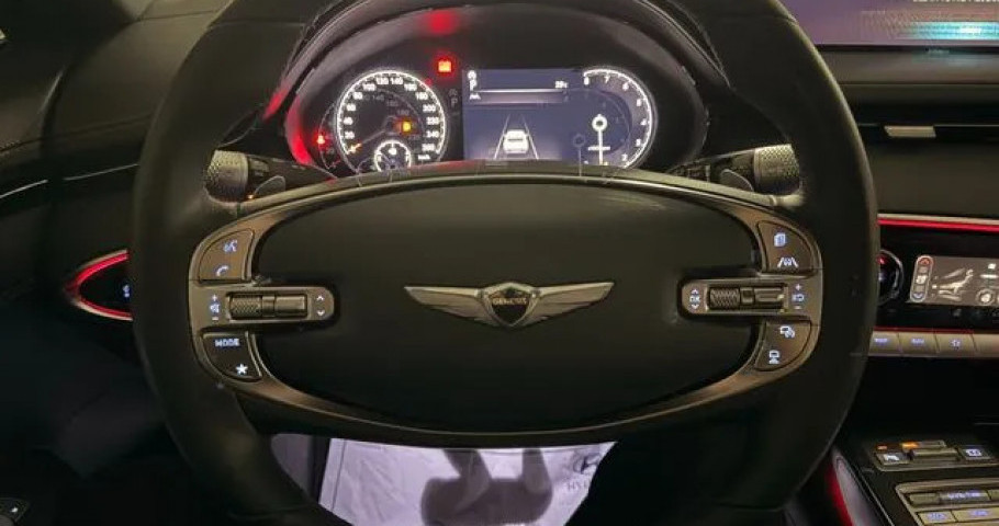 Genesis Gv70 