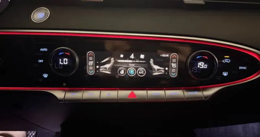 Genesis Gv70 