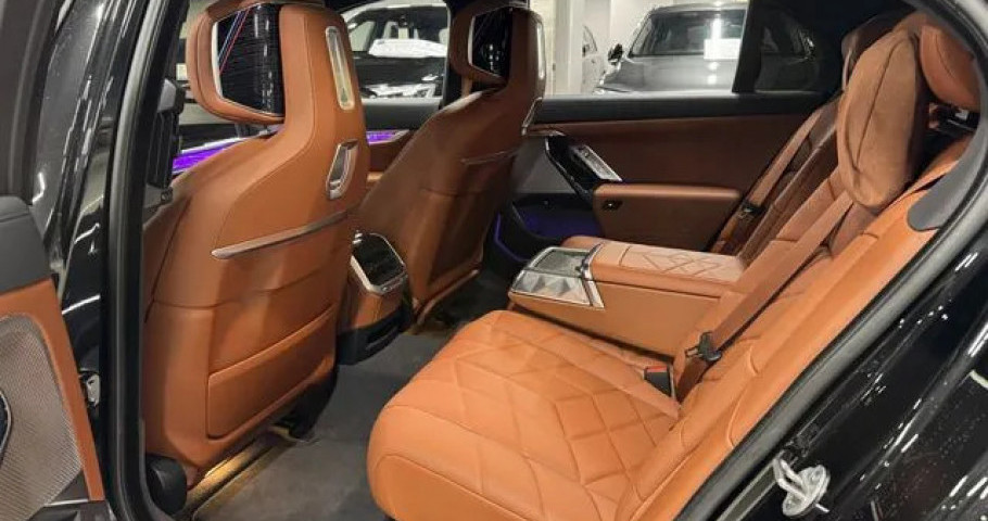 Bmw 7-Series 