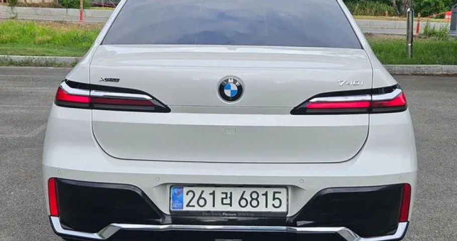 Bmw 7-Series 