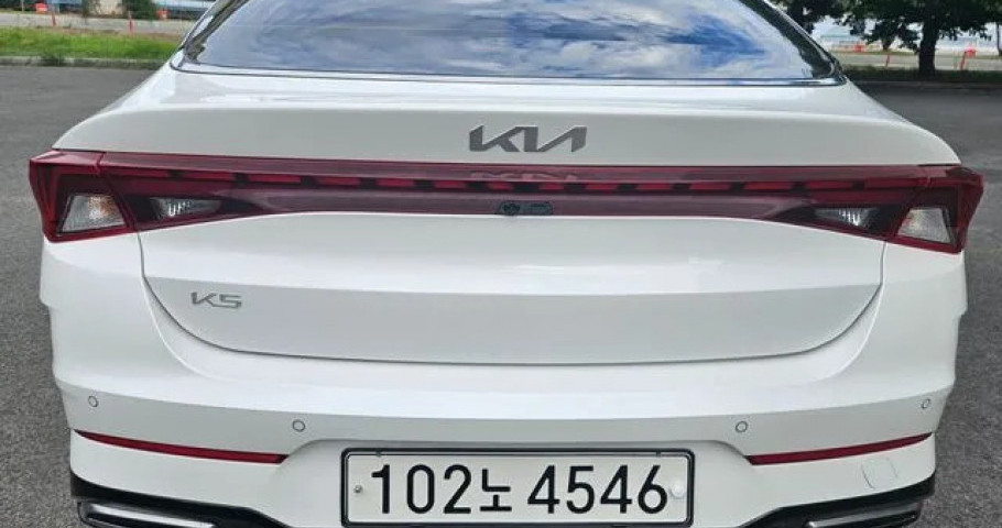 Kia K5 