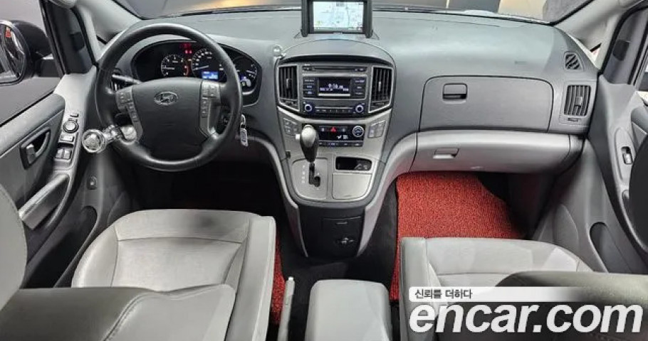 Hyundai Starex 